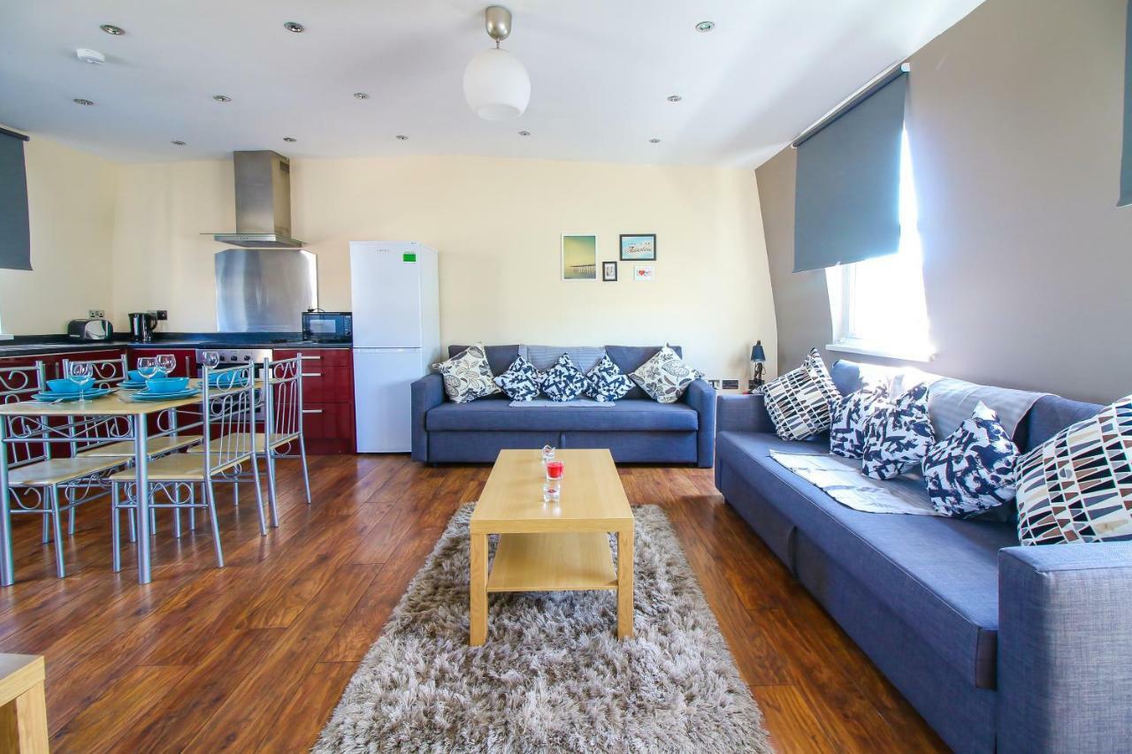 City View Flat @ Liverpool St. Лондон Екстер'єр фото